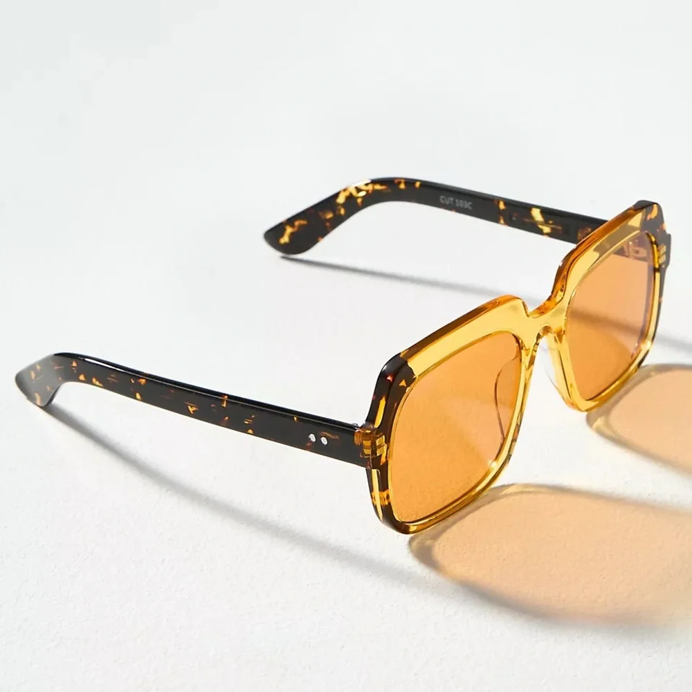 Spitfire bold amber